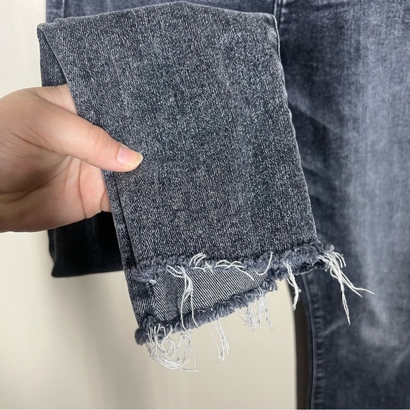 MOTHER Womens The Stunner Zip Ankle Step Fray Jeans Train Stops Size 27 - Picture 6 of 13